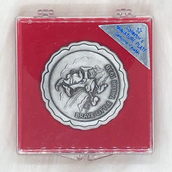 Disney Brave Little Tailor Mickey 1938‎ Pewter Miniature Plate - Picture 2 of 5